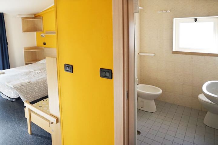Room 5 of 51