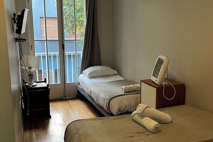 Room 2 of 7
