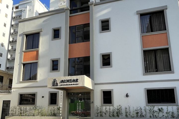 Exterior of Apartahotel Alvear