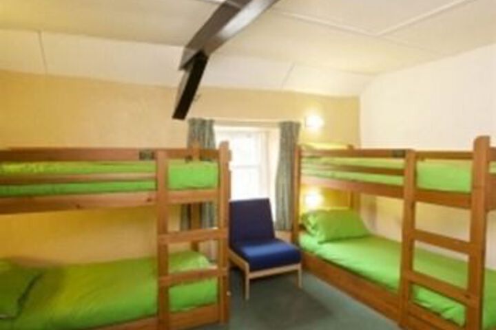 Room 8 of 14