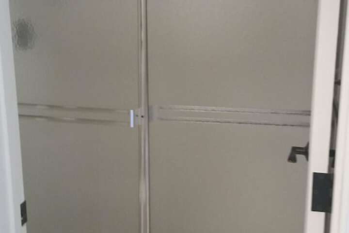 Room 10 of 17