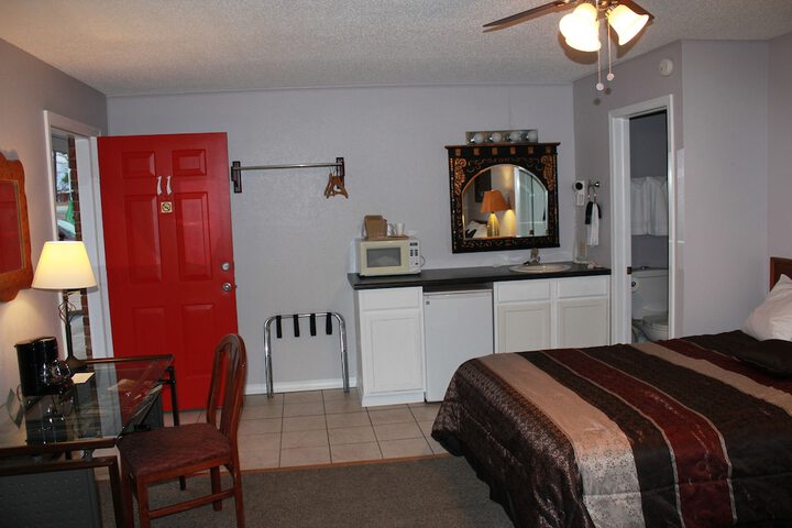 Room 21 of 219