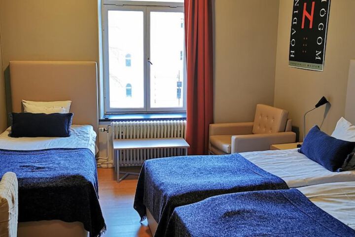 Room 21 of 50