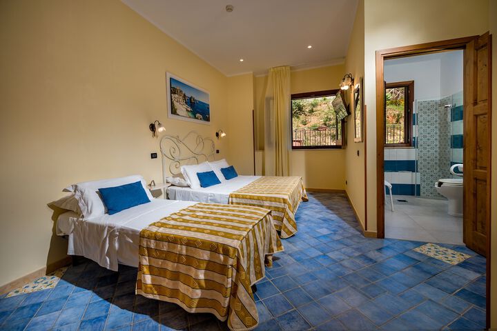 Room 20 of 120