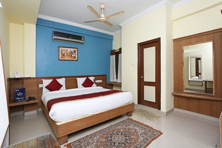 Room 27 of 31