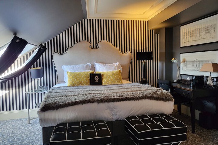 Room 11 of 55