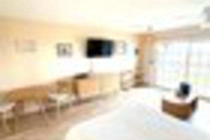 Room 299 of 663