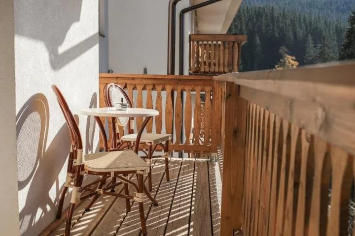 Terrace/Patio 8 of 34