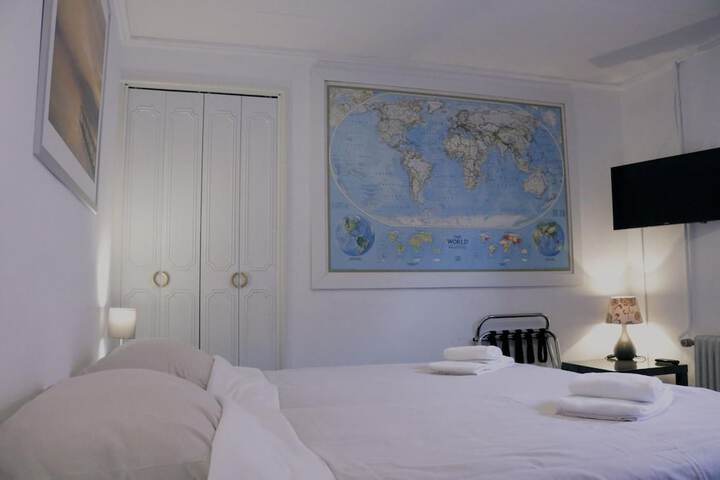 Room 19 of 51