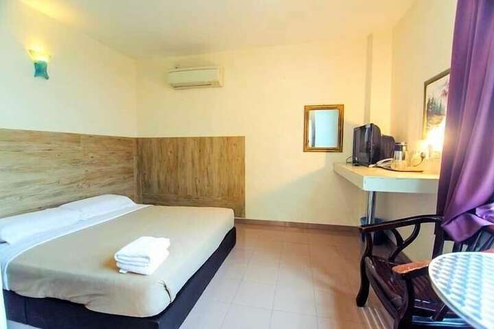 Room 13 of 59