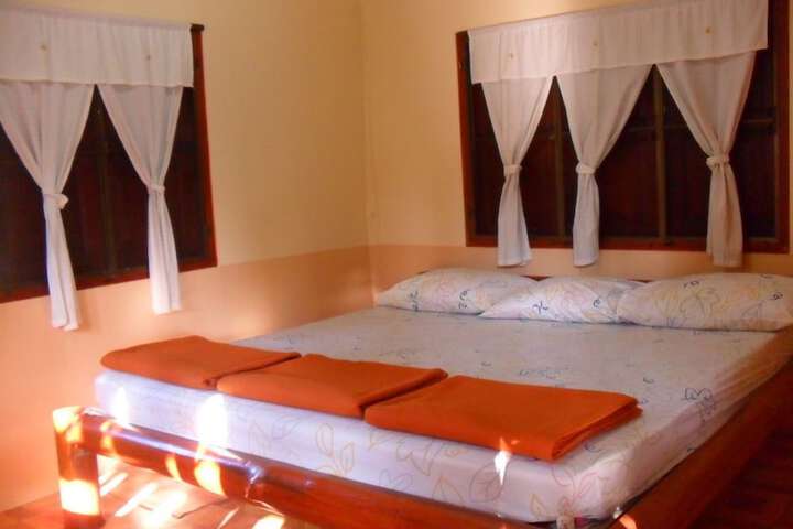 Room 4 of 42