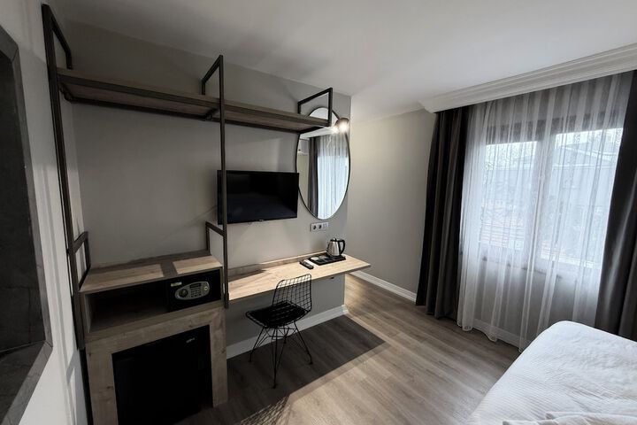 Room 41 of 222