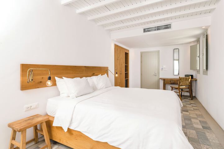 Room 10 of 186