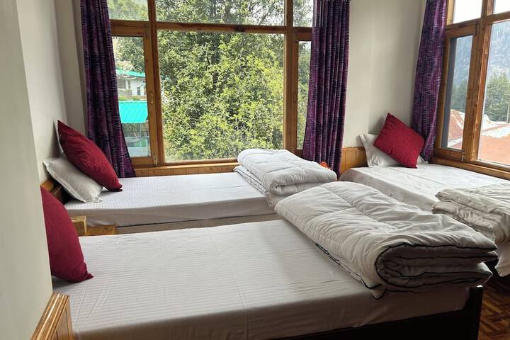 Room 2 of 13