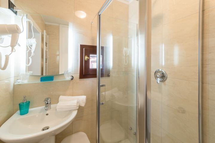 Clean Restrooms