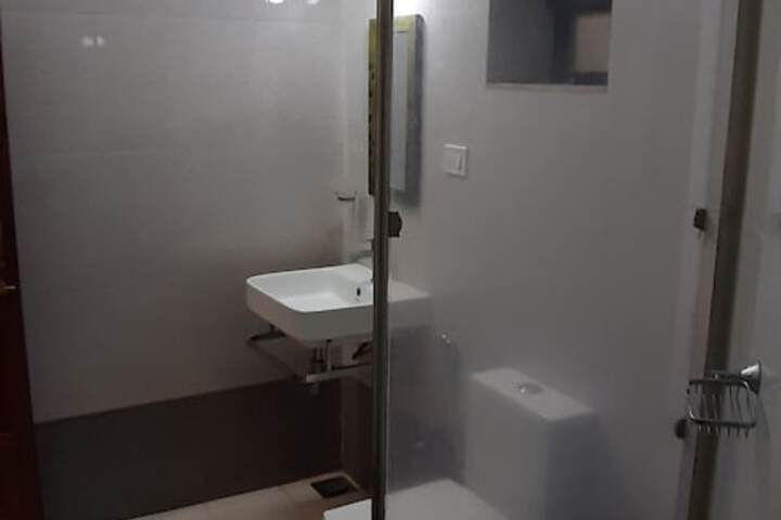 Room 52 of 157