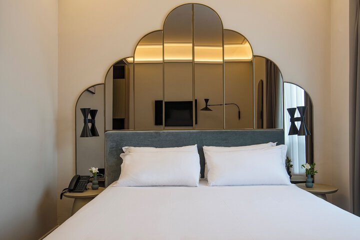 Room 26 of 44
