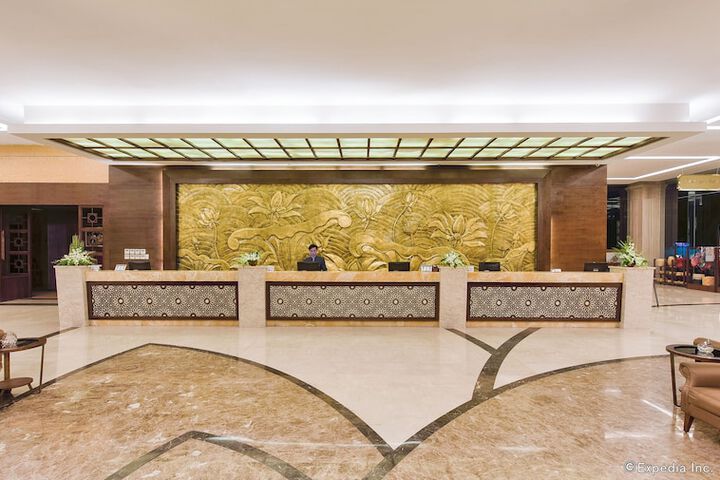 Hotel Interior 4 of 149