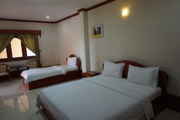 Room 14 of 27
