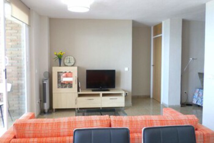 Room 6 of 11