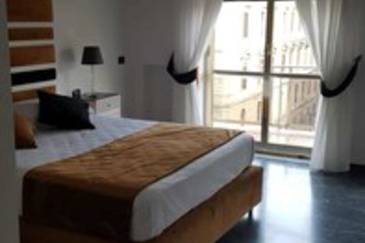 Room 42 of 44