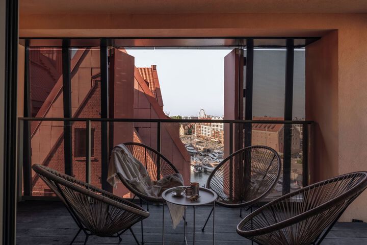 Terrace/Patio 5 of 298