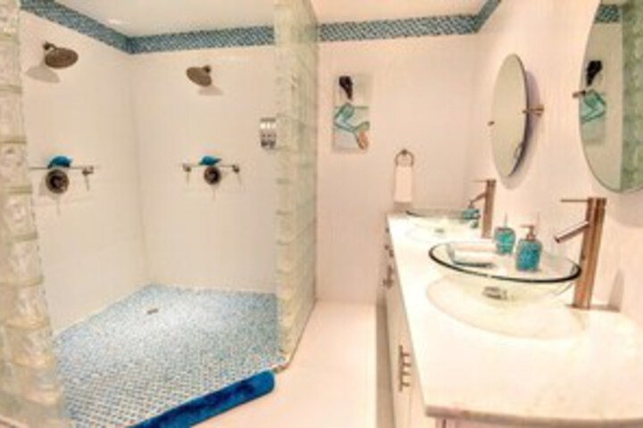 Room 8 of 45