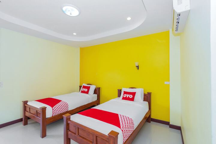 Room 13 of 23
