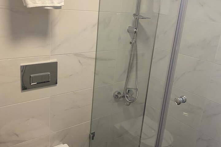 Clean Restrooms