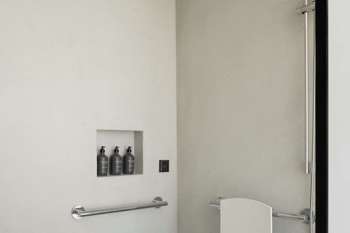 Room 75 of 81