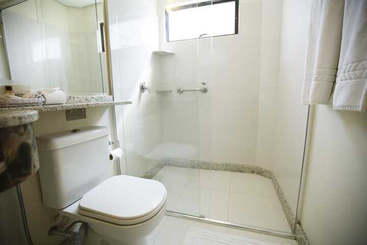 Clean Restrooms