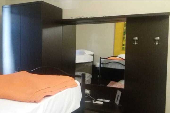 Room 17 of 53