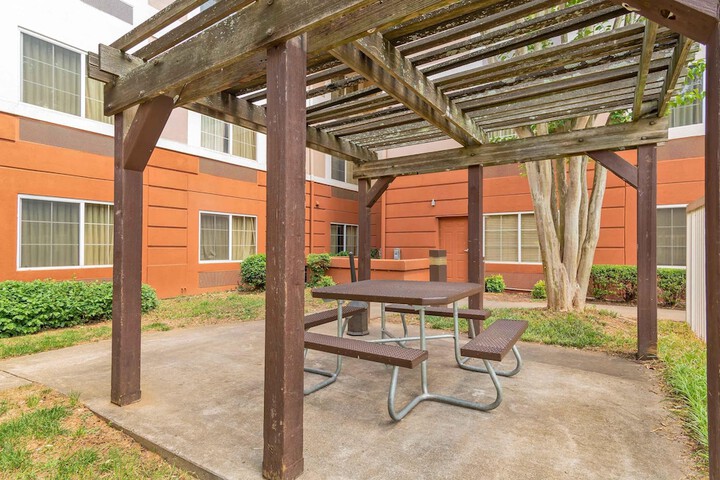 BBQ/picnic area