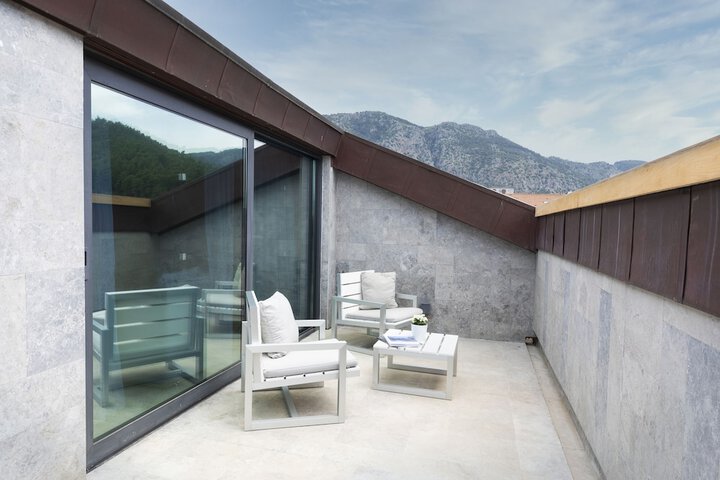 Terrace/Patio 46 of 145