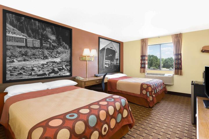 2 Double Beds (4 of 5)
