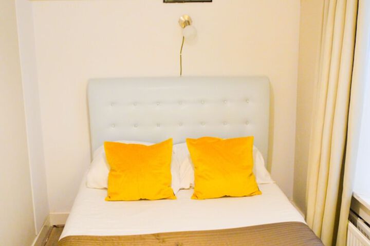 Room 7 of 52