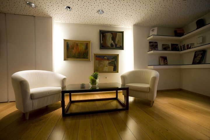 Entrance & Lobby