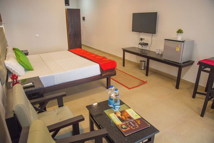 Room 3 of 9