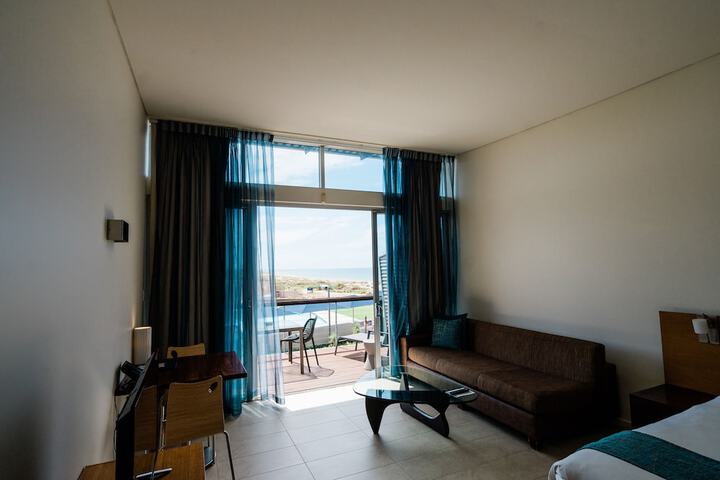 Room 9 of 51