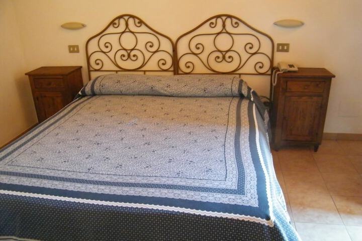 Room 8 of 59