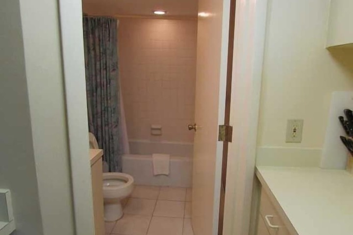 Room 20 of 24