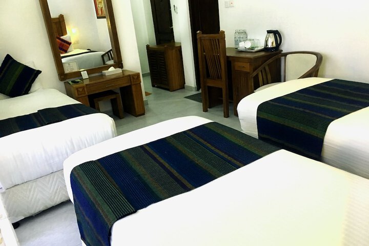 Room 14 of 65