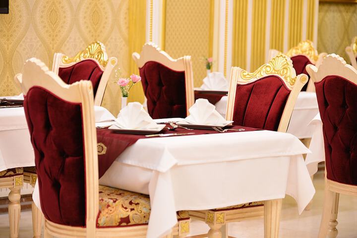 Breakfast area