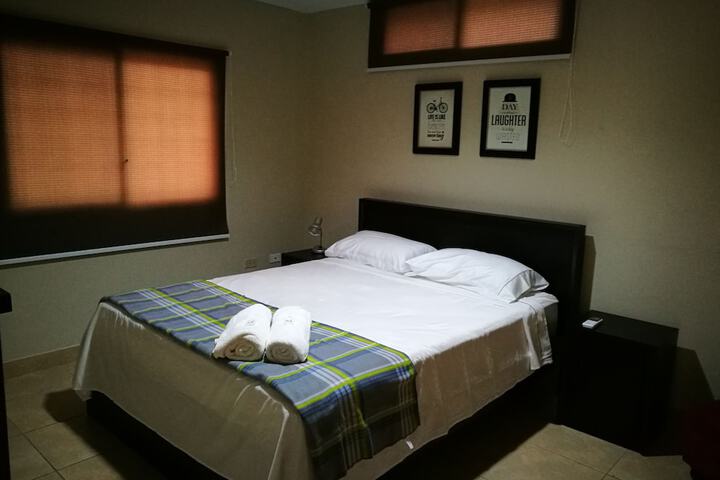 Room 2 of 61