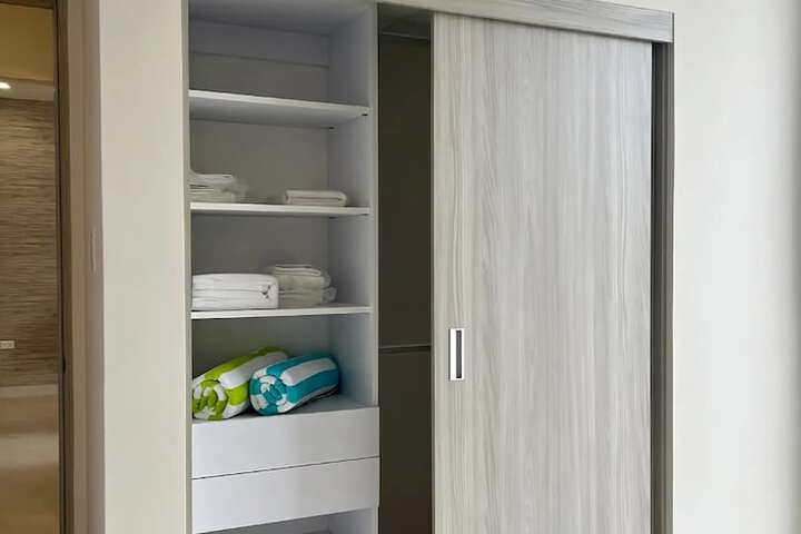 Room 9 of 54