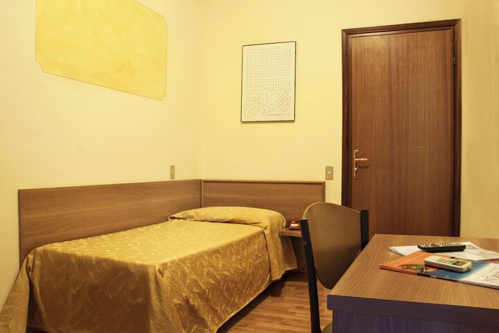 Room 15 of 70