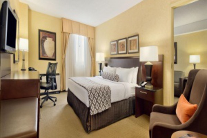 Crowne Plaza Denver Airport Convention Ctr, an IHG Hotel