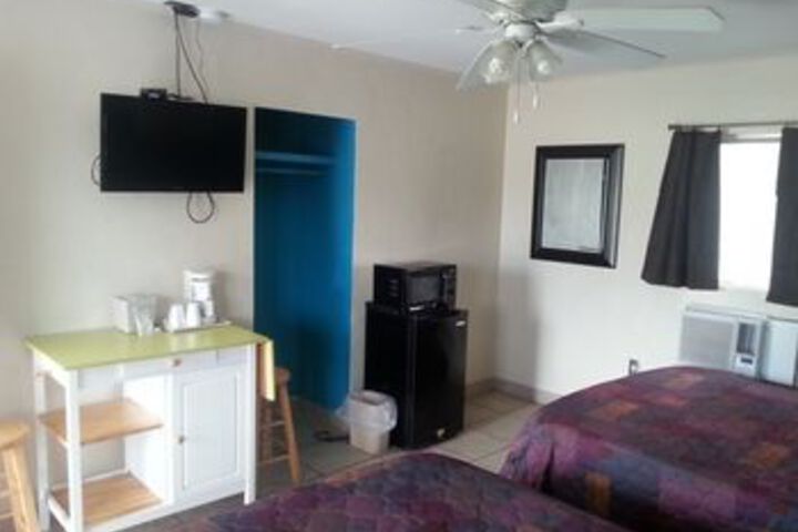 Room 7 of 38