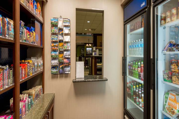 Snack bar