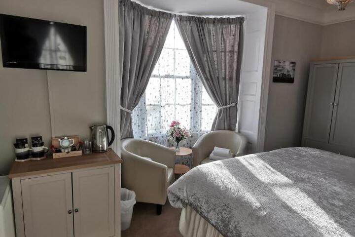 Photo 5